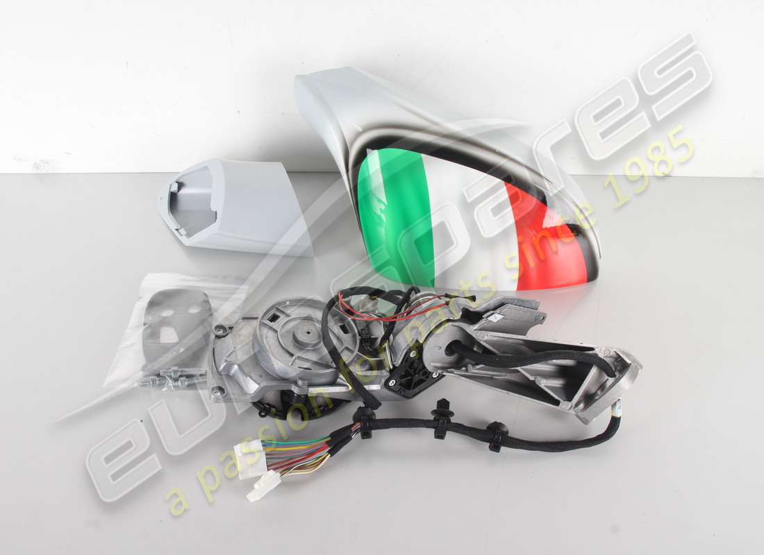 NOUVEAU Ferrari RÉTROVISEUR DE PORTE TRICOLORE DRAPEAU DE L'ITALIE. NUMÉRO DE PIÈCE 70002196 (1)