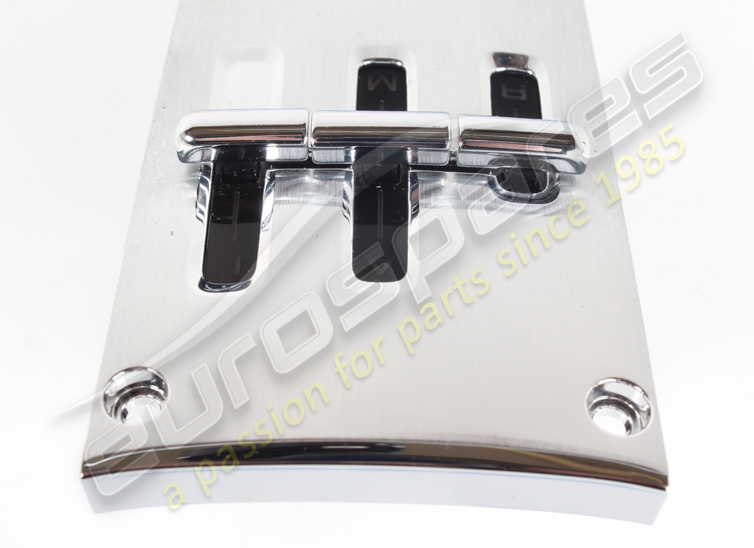 panneau de commande d'occasion ferrari f1. numéro de pièce 909053 (2)