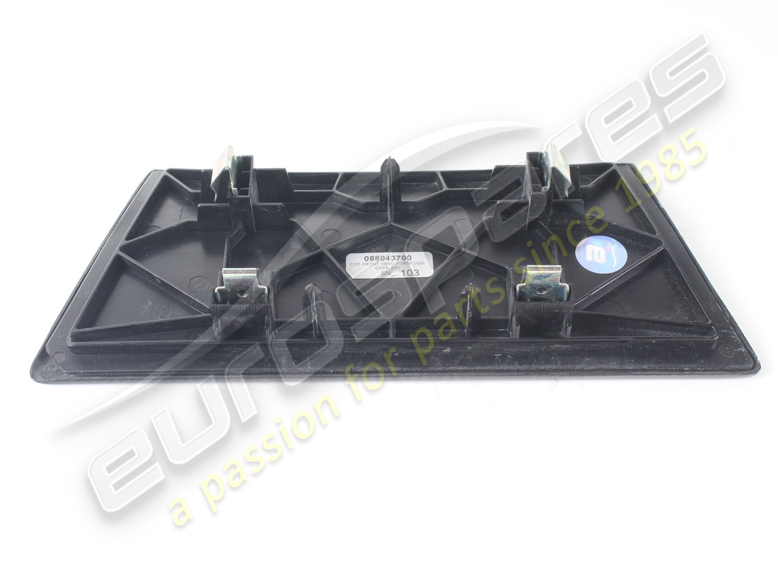 COUVERCLE AVANT DE BOÎTE À GANTS D'OCCASION FERRARI. NUMÉRO DE PIÈCE 88043700 (5) couvercle avant de boîte à gants d'occasion ferrari. numéro de pièce 88043700 (5)