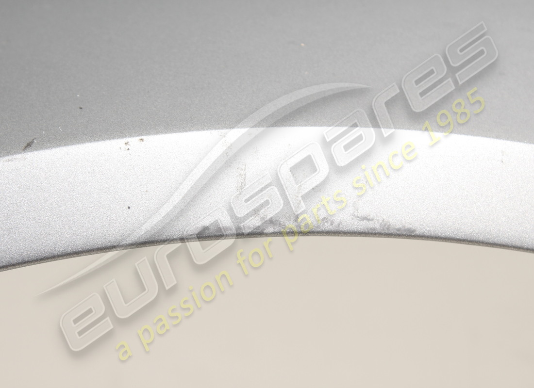 aile avant gauche lamborghini endommagée. numéro de pièce 4t0821021d (4)