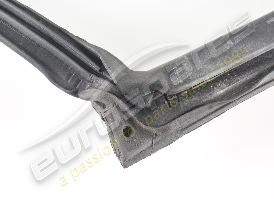 UTILISÉ ASTON MARTIN ASSEMBLAGE DE COUPE-FROID, PORTE, NUMÉRO DE PIÈCE GAUCHE 6G33C20709AH (4) utilisé aston martin assemblage de coupe-froid, porte, numéro de pièce gauche 6g33c20709ah (4)