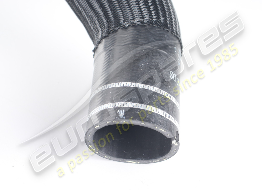 NOUVEAU TUYAU D'ENTRÉE D'EAU DE RADIATEUR MASERATI. RÉFÉRENCE 670033308 (3) nouveau tuyau d'entrée d'eau de radiateur maserati. référence 670033308 (3)