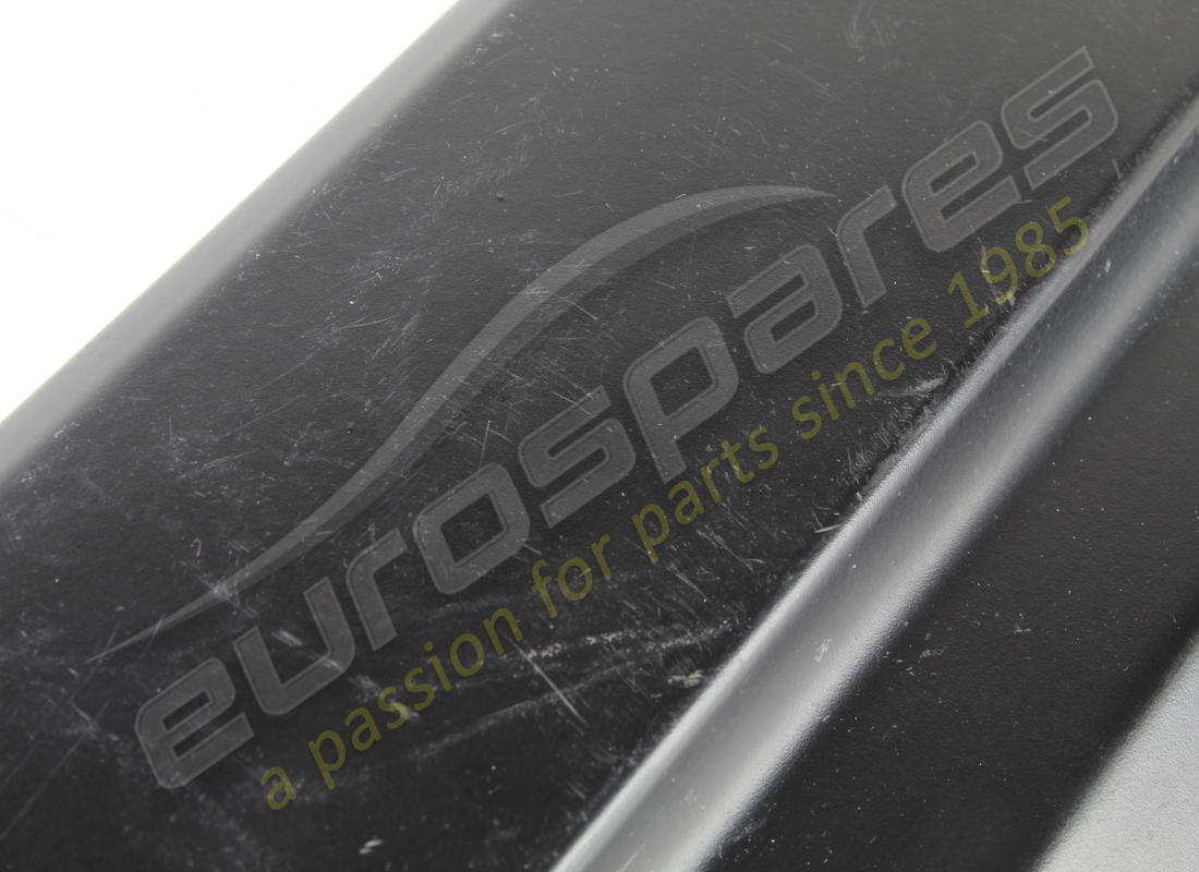 MOULURE LAMBORGHINI UTILISÉE. NUMÉRO DE PIÈCE 470853506A (2) moulure lamborghini utilisée. numéro de pièce 470853506a (2)