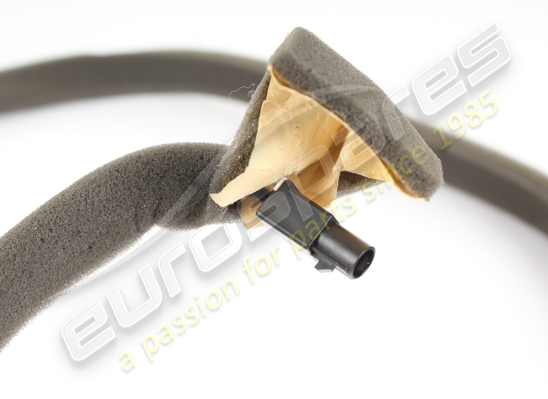 utilisé aston martin antenne, gps, cat 5. numéro de pièce 7g4310e921ac (3)