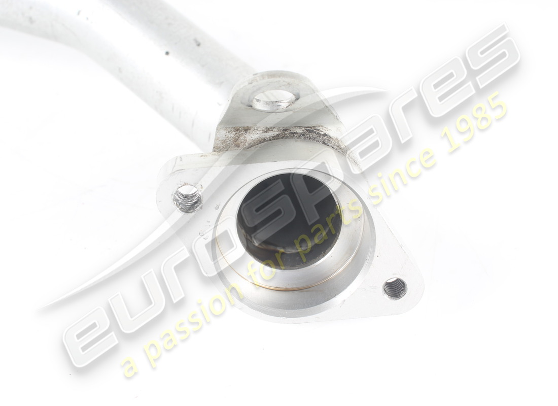 TUYAU D'ALIMENTATION EN HUILE USAGÉ FERRARI VERS POMPE. NUMÉRO DE PIÈCE 280761 (3) tuyau d'alimentation en huile usagé ferrari vers pompe. numéro de pièce 280761 (3)