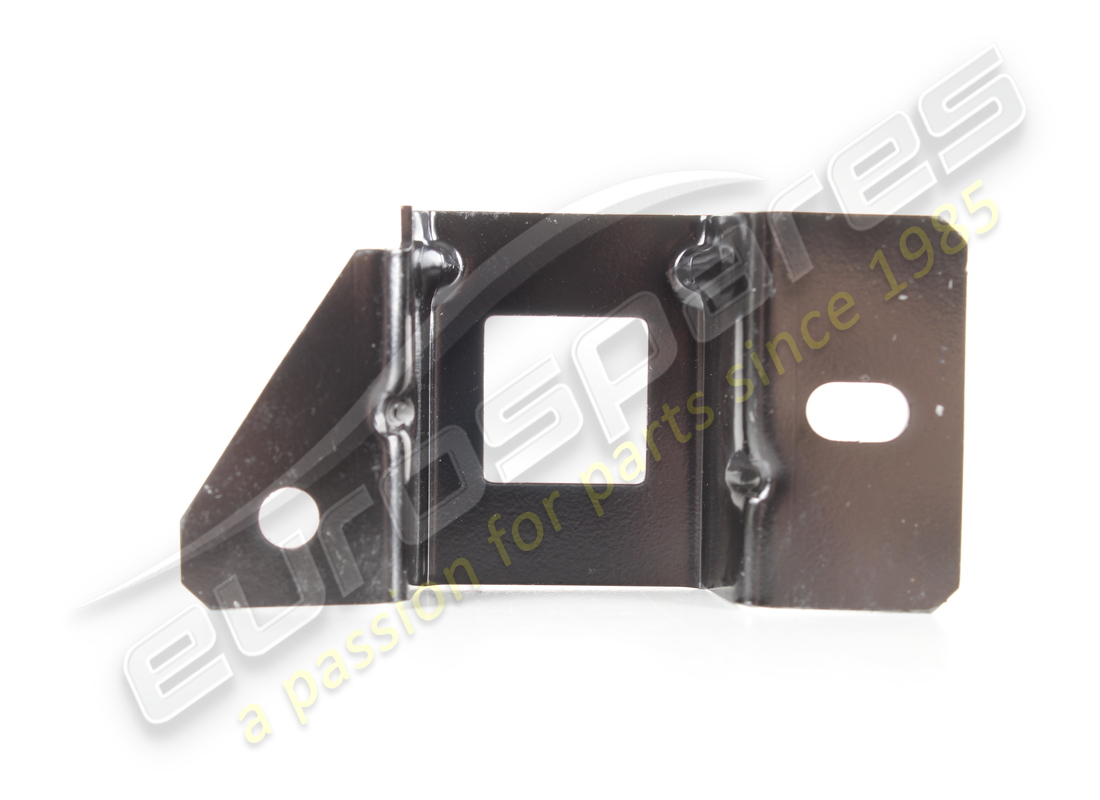 NOUVEAU SUPPORT DE GARDE-BOUE GAUCHE MASERATI. NUMÉRO DE PIÈCE 670181249 (2) nouveau support de garde-boue gauche maserati. numéro de pièce 670181249 (2)
