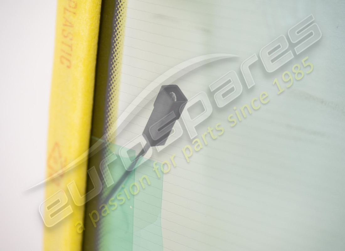 NOUVEAU EUROSPARES ÉCRAN ARRIÈRE CHAUFFANT. RÉFÉRENCE 63164000 (4) nouveau eurospares écran arrière chauffant. référence 63164000 (4)