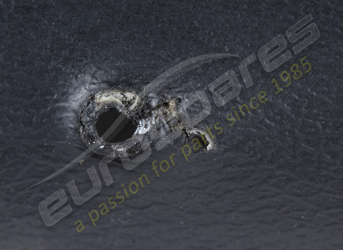 UTILISÉ FERRARI MOULAGE RH GTS. NUMÉRO DE PIÈCE 60356706 (5) utilisé ferrari moulage rh gts. numéro de pièce 60356706 (5)