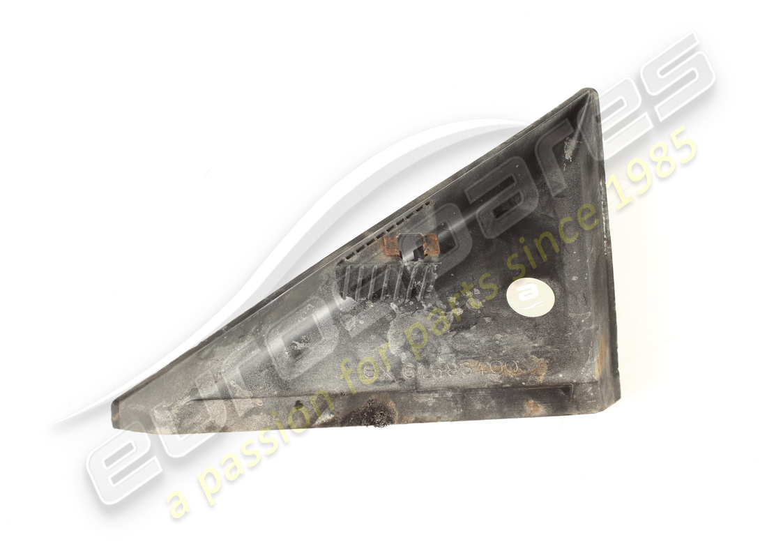 TRIANGLE DE MOULURE INTÉRIEURE GAUCHE D'OCCASION Ferrari. NUMÉRO DE PIÈCE 64586400 (1)