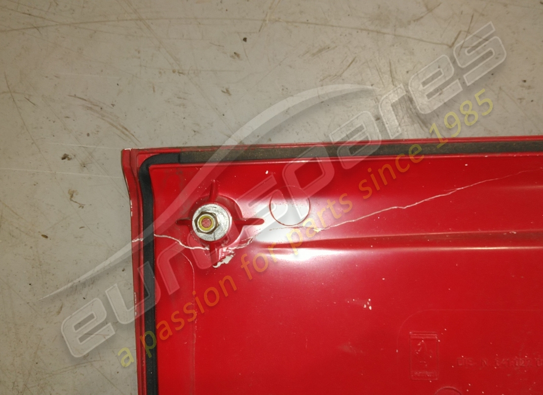 grille de porte droite ferrari endommagée. numéro de pièce 64102710 (3)