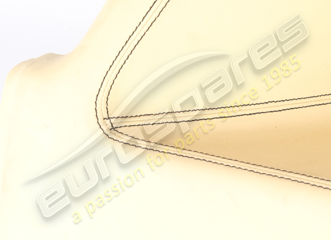 utilisé ferrari crème lh trim 3997. numéro de pièce 63581004 (2)