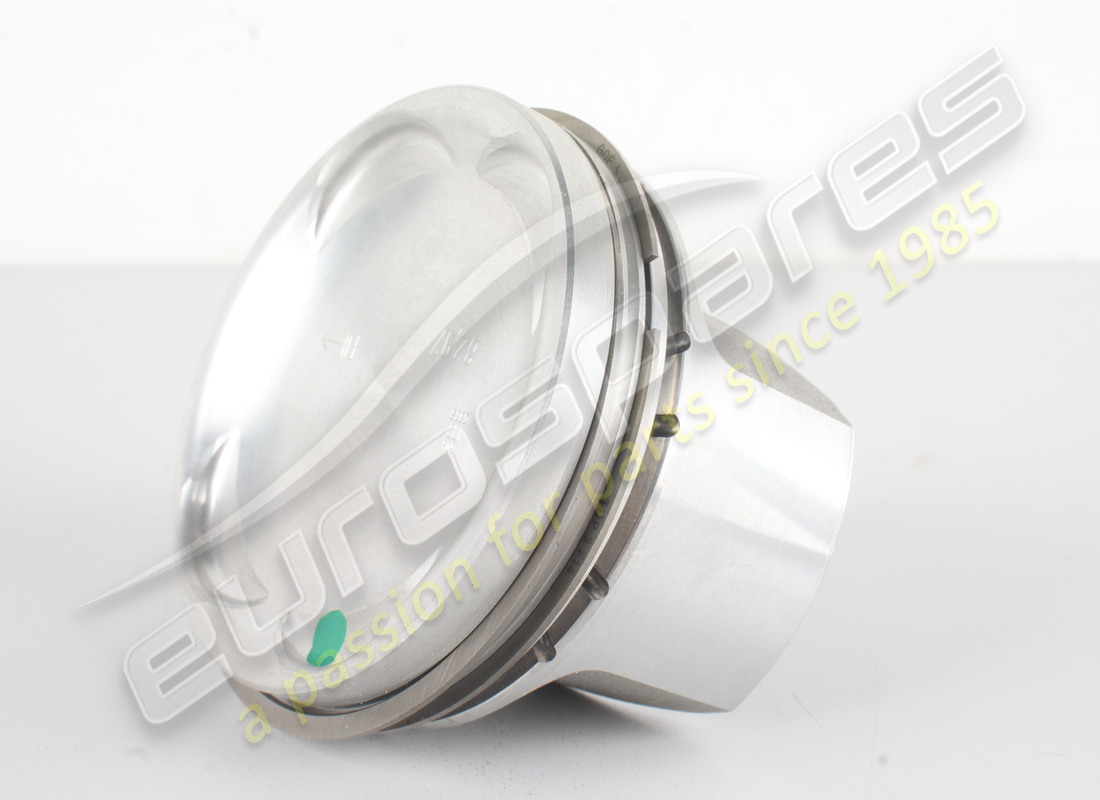 nouveau piston ferrari (code vert). référence 126580 (2)