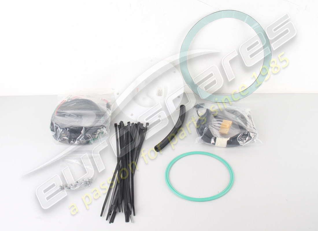 nouveau kit aston martin, harnais, réservoir f/. numéro de pièce dd433710175 (1)