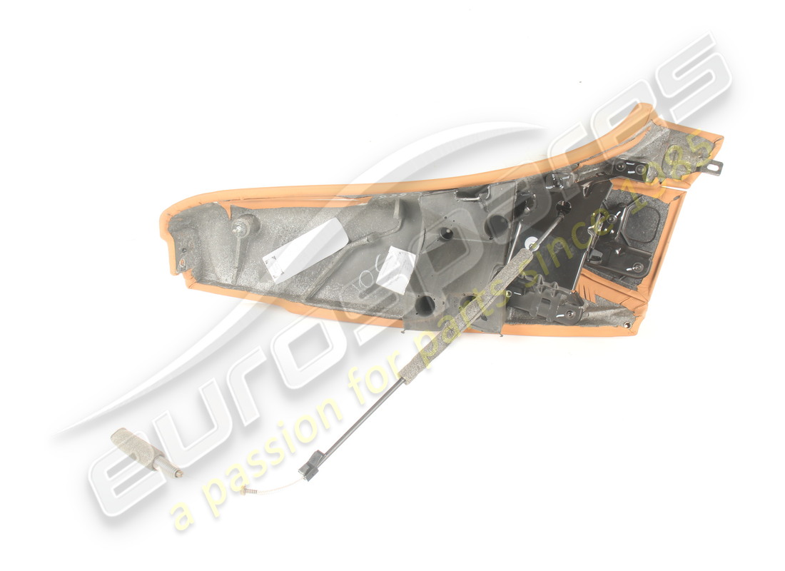 garniture arrière supérieure droite d'occasion ferrari. numéro de pièce 86318429 (3)