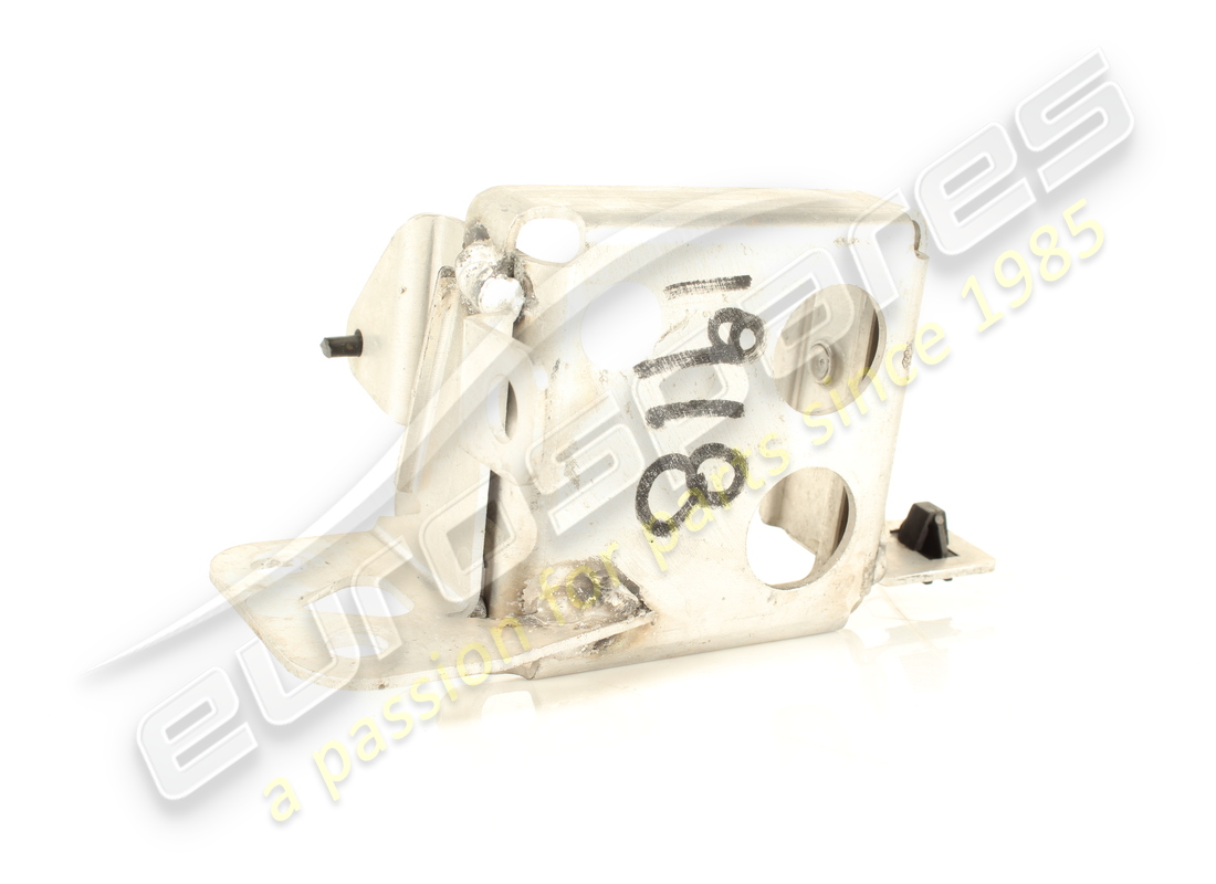 support de montage de soupape tgk d'occasion ferrari. numéro de pièce 84066200 (3)