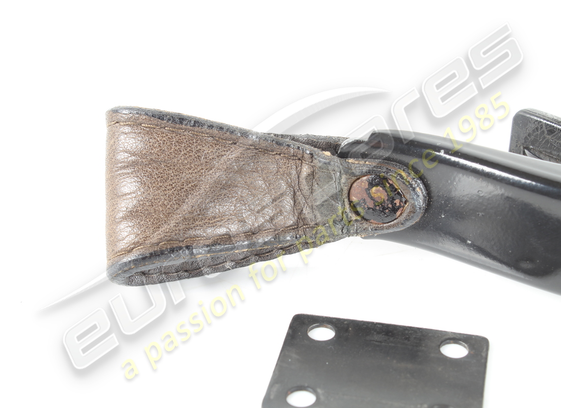 POIGNÉE DE TOIT GTS D'OCCASION FERRARI. NUMÉRO DE PIÈCE 60421500 (2) poignée de toit gts d'occasion ferrari. numéro de pièce 60421500 (2)