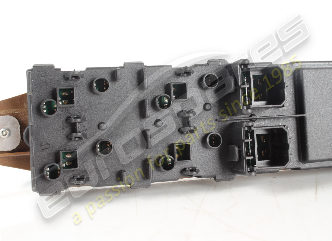 utilisé ferrari ecu de nœud de porte côté conducteur. numéro de pièce 273412 (3)