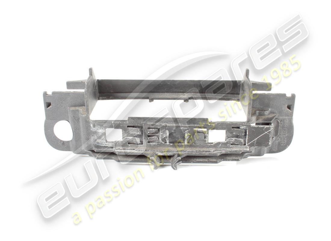 utilisé le support lamborghini. numéro de pièce 4b0839885 (2)