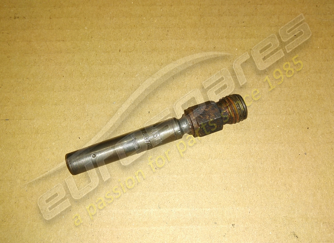 INJECTEUR DE CARBURANT Ferrari UTILISÉ. NUMÉRO DE PIÈCE 113975 (1)