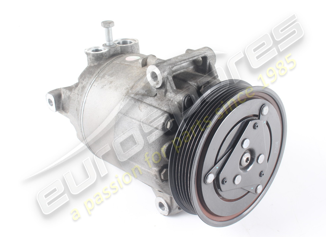 COMPRESSEUR DE CLIMATISATION FERRARI UTILISÉ. NUMÉRO DE PIÈCE 311534 (1) compresseur de climatisation ferrari utilisé. numéro de pièce 311534 (1)