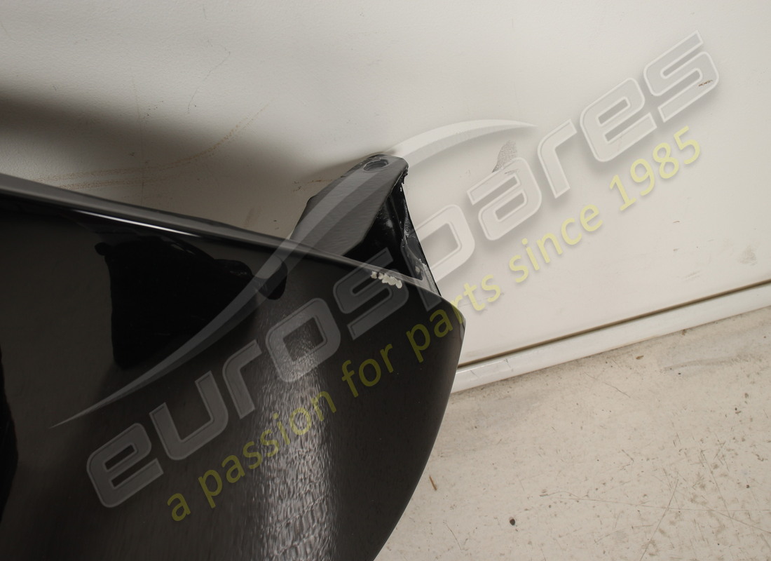 nouveau (autre) ferrari spoiler arrière complet. numéro de pièce 949122 (8)