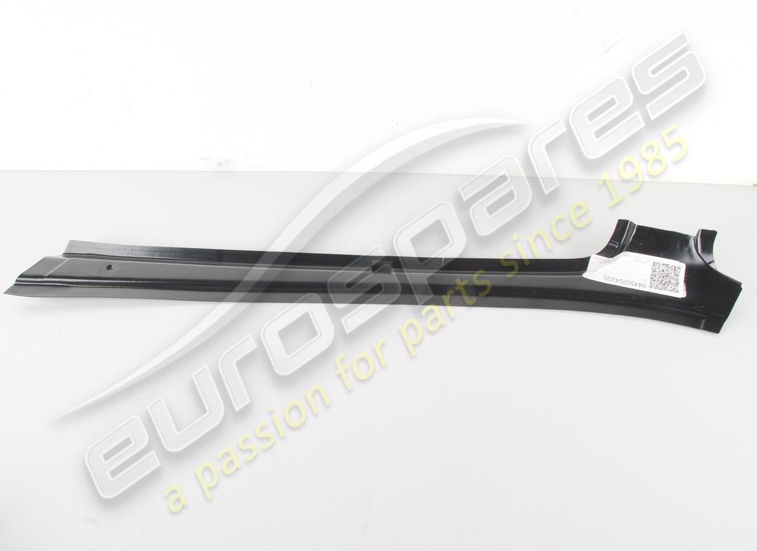nouveau panneau latéral porsche. numéro de pièce 94450204200 (1)
