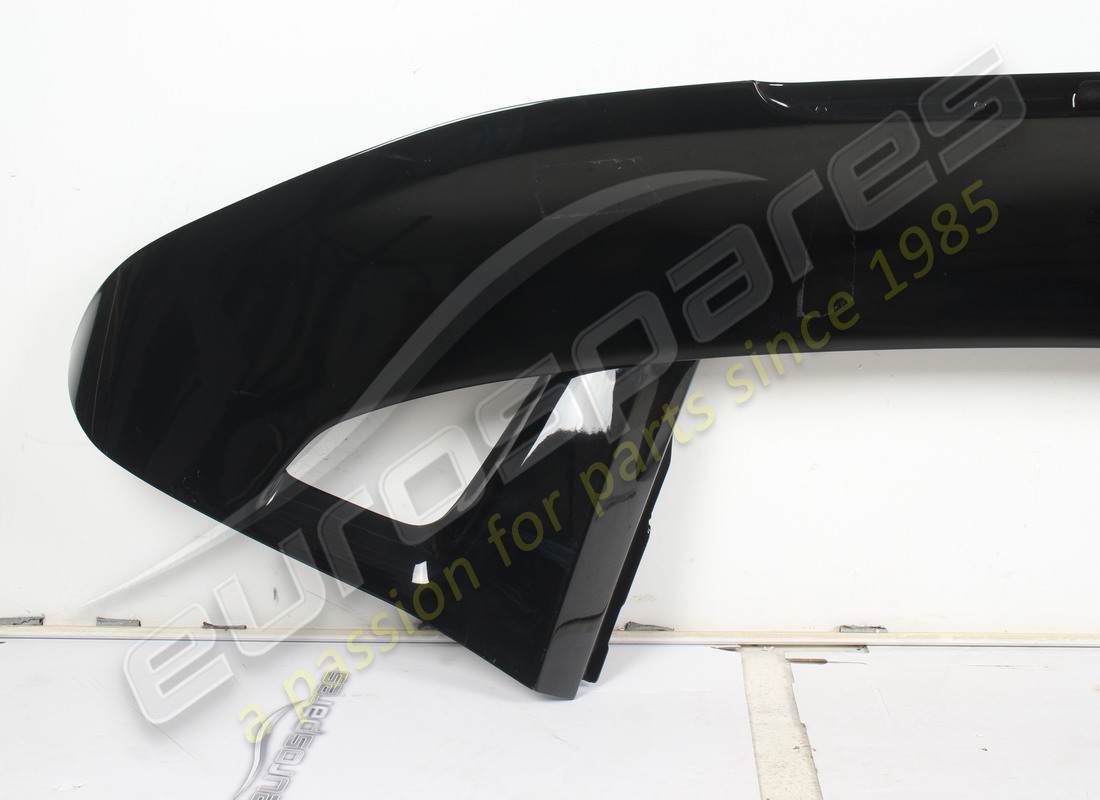 ferrari spoiler arrière complet utilisé. numéro de pièce 949122 (2)