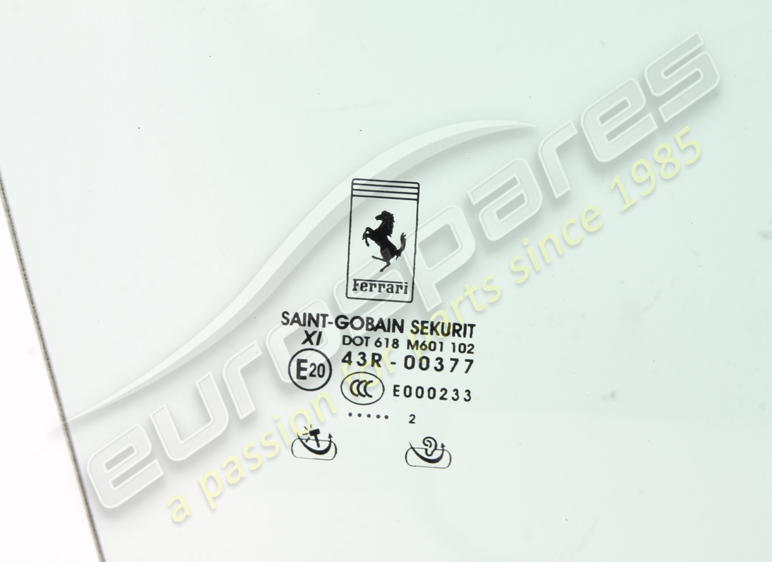 utilisé ferrari fenêtre de porte droite. numéro de pièce 83614600 (2)