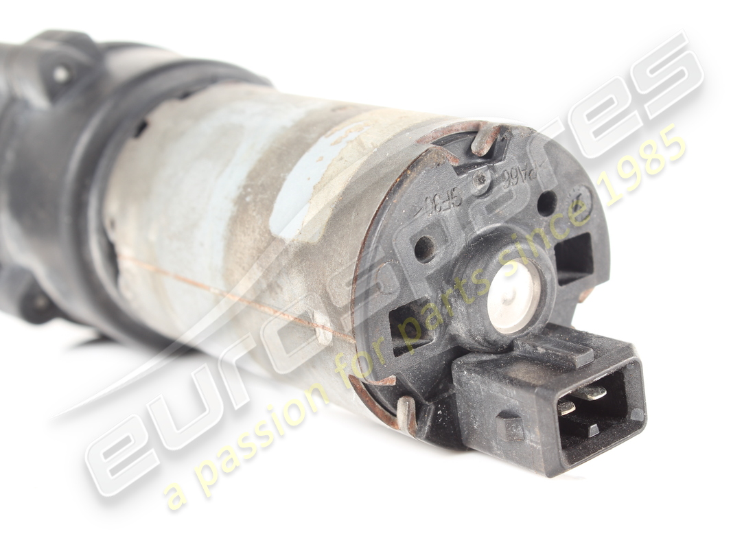 utilisé ferrari pompe à eau complète. numéro de pièce 65460300 (2)