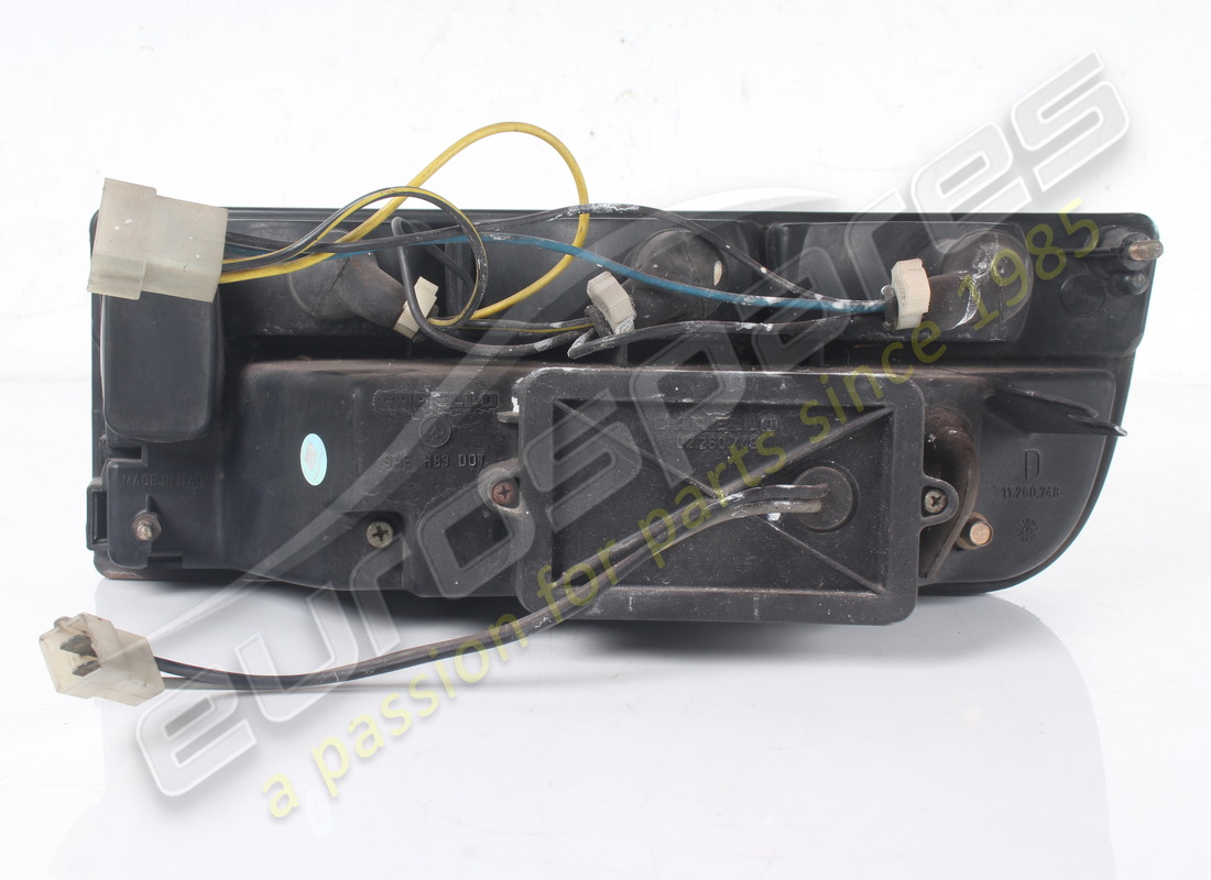 USED FERRARI RH FRONT LIGHT COMPLETE RHD PART NUMBER 61882300 (4) used ferrari rh front light complete rhd part number 61882300 (4)