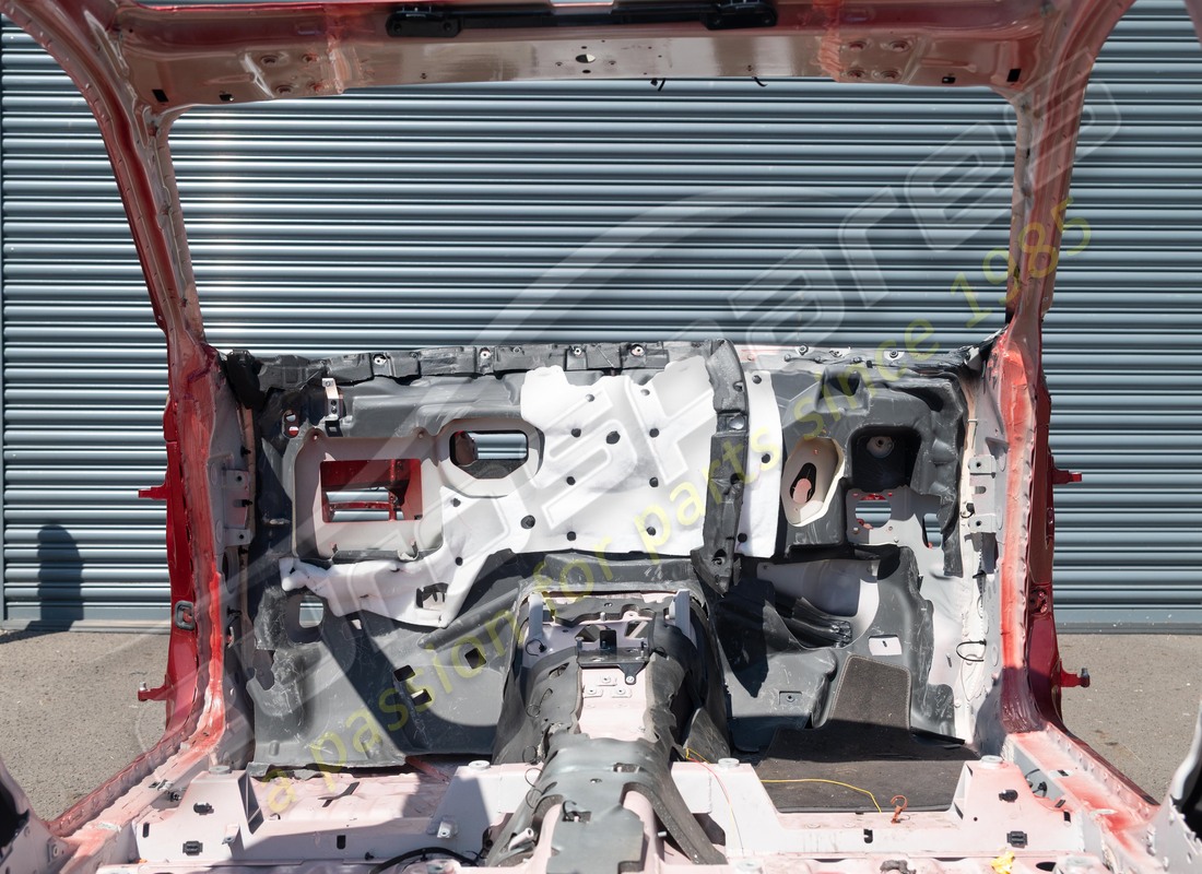 utilisé ferrari châssis avant. numéro de pièce eap1552616 (5)