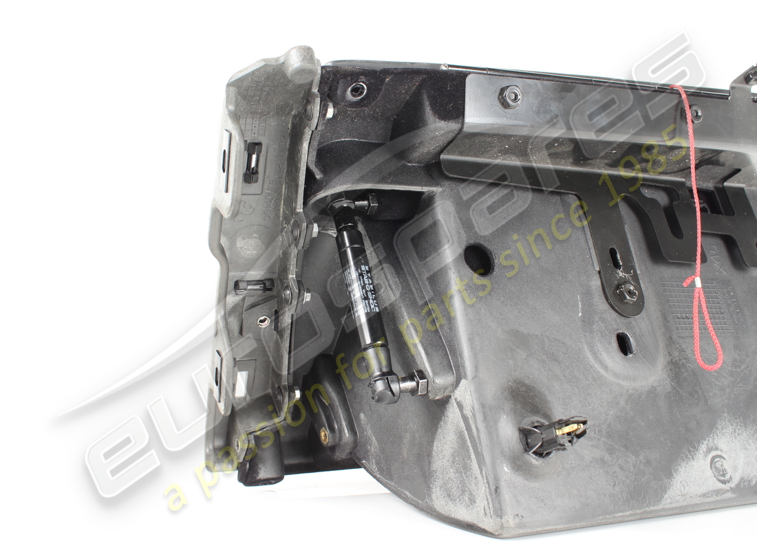 utilisé ferrari cubby. numéro de pièce 84151300 (3)