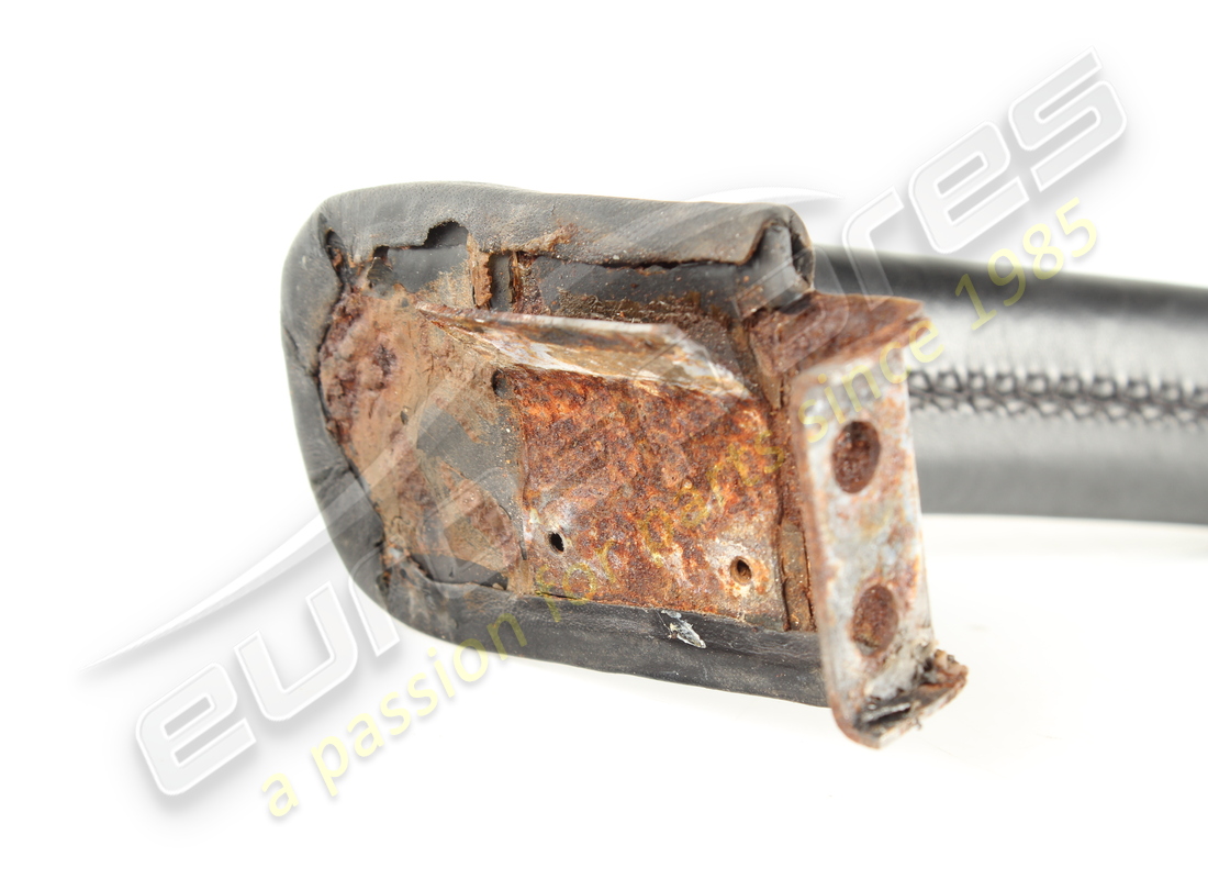 utilisé ferrari garniture droite en noire vm8500. numéro de pièce 64594700 (3)