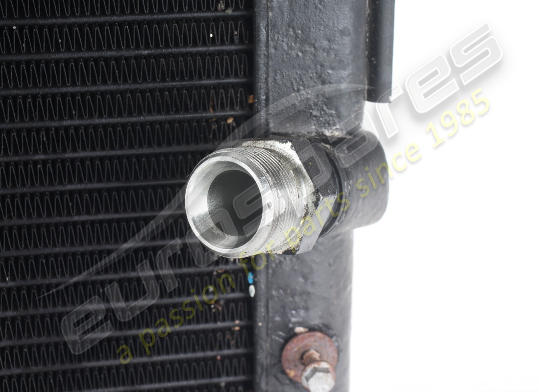 radiateur d'huile moteur d'occasion ferrari. numéro de pièce 277227 (2)