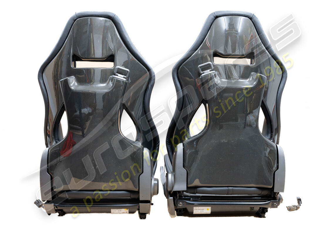 reconditionné ferrari 488 lhd carbone des places. numéro de pièce eap1404981 (3)