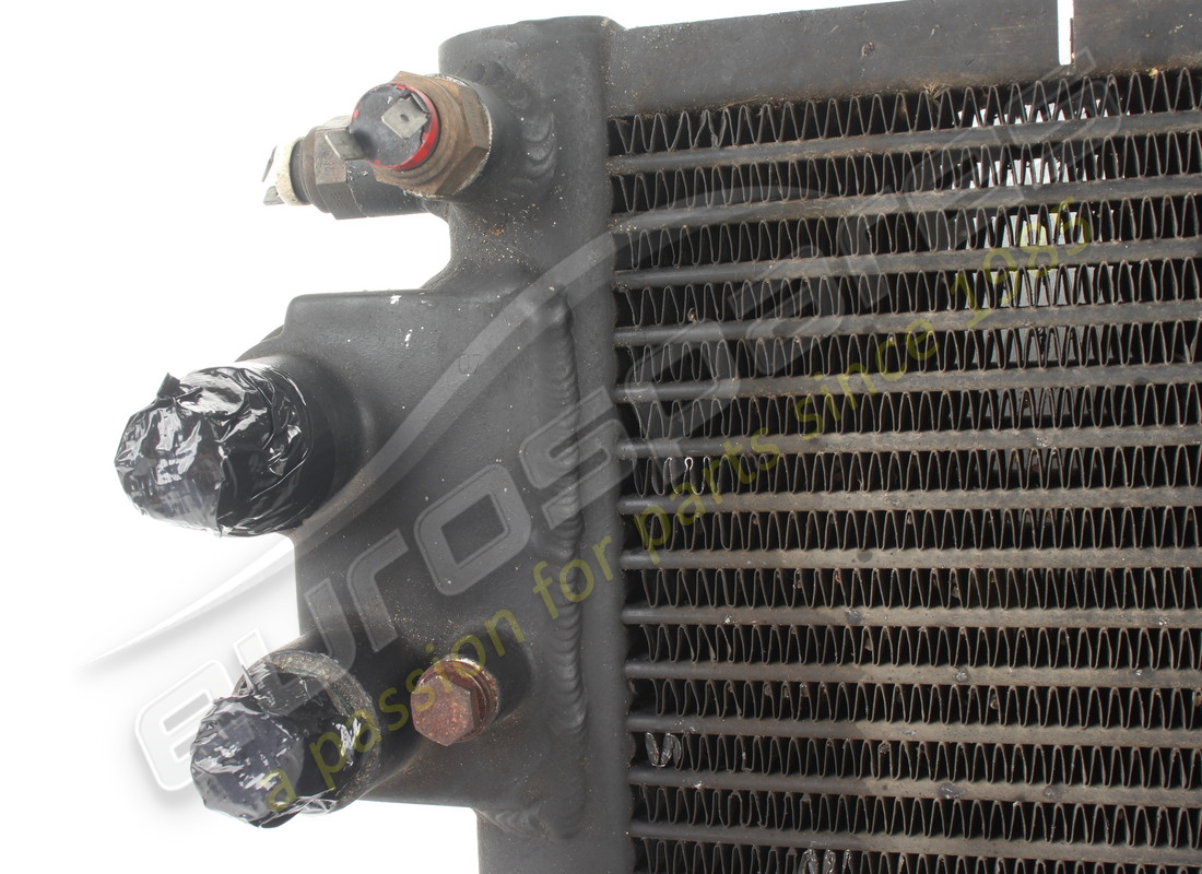 radiateur à huile ferrari utilisé. numéro de pièce 175696 (2)