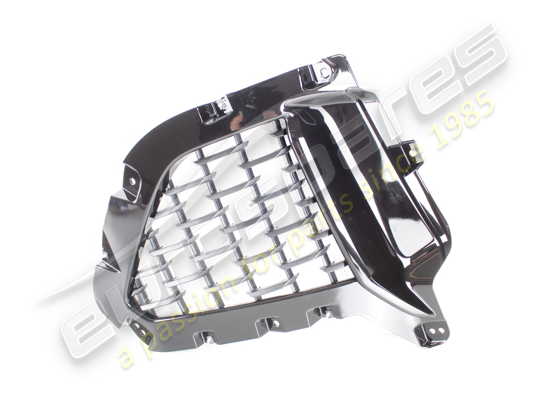 nouvelle calandre avant droite maserati. numéro de pièce 670149274 (1)