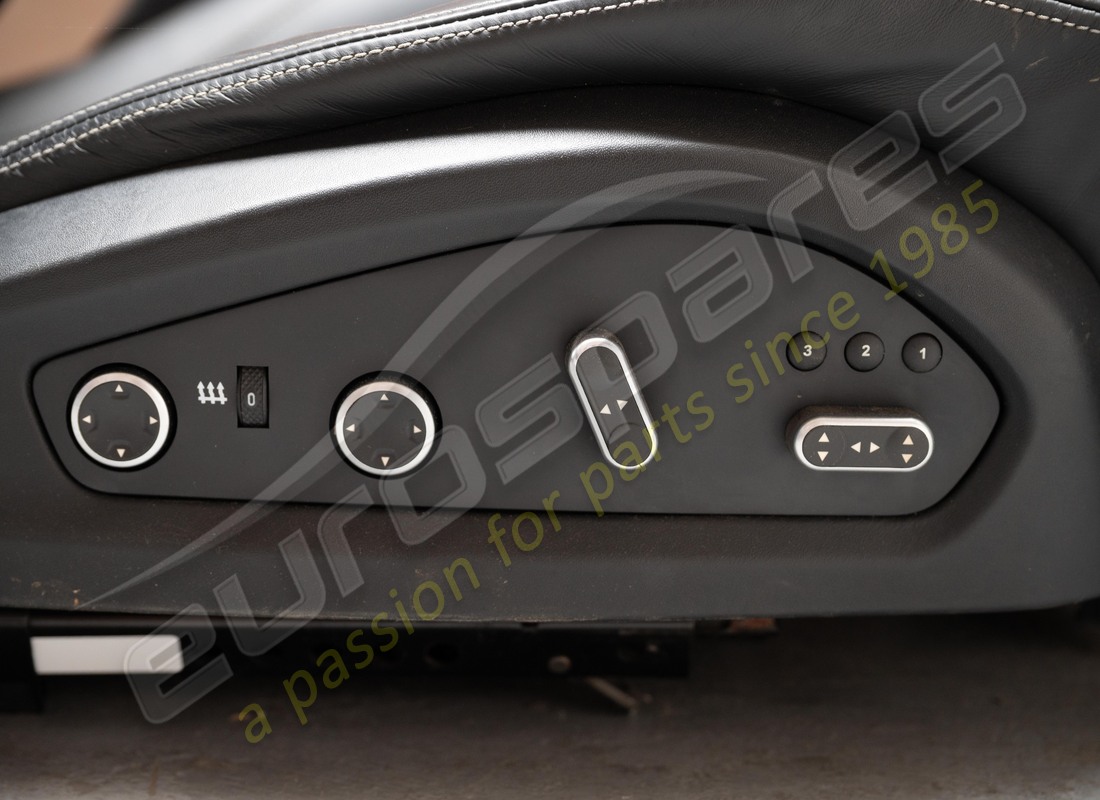 ensemble de sièges complet d'occasion eurospares. numéro de pièce eap1558688 (12)