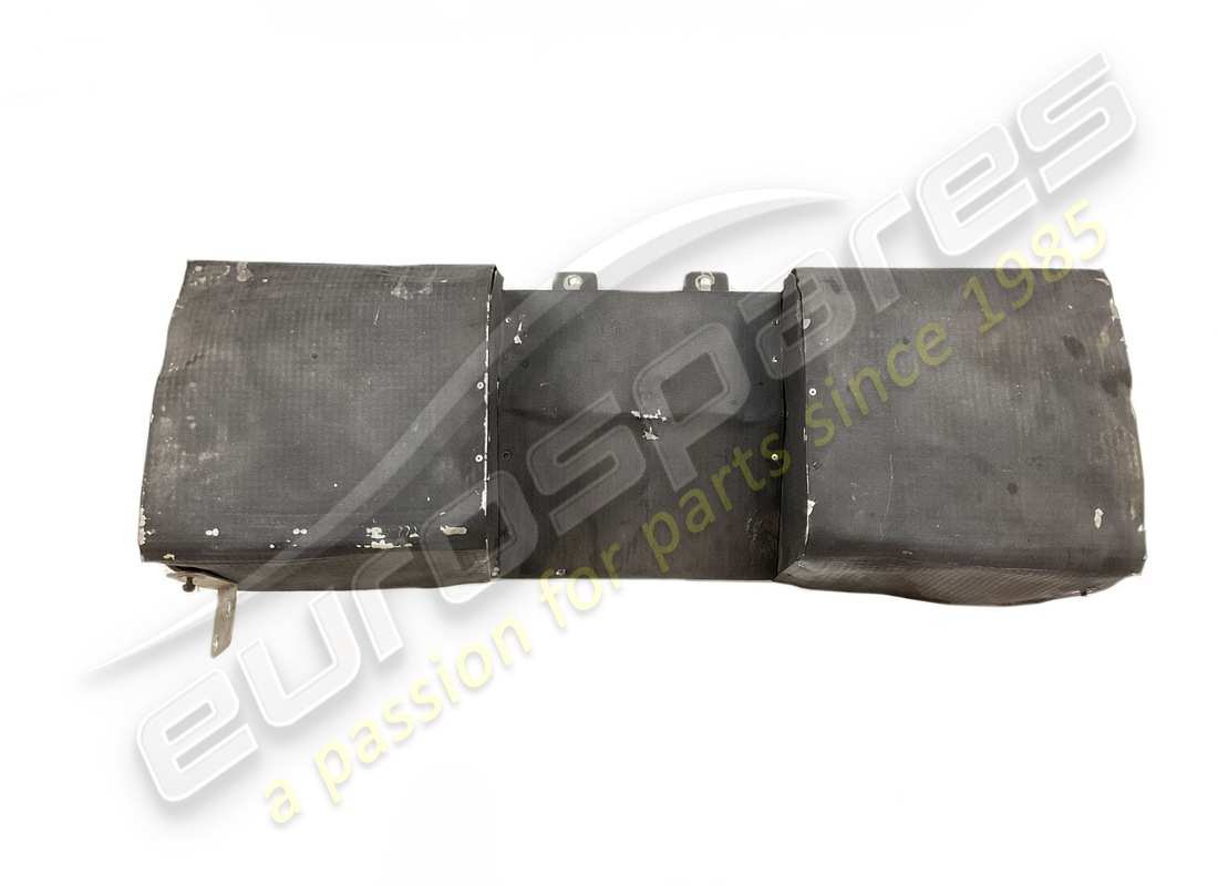 bouclier lamborghini endommagé. numéro de pièce 407251413c (1)