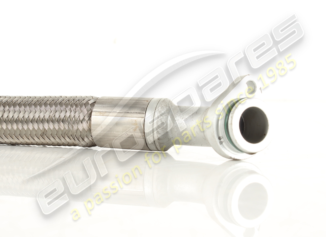 tuyau d'alimentation en huile d'occasion ferrari de la vanne. numéro de pièce 317220 (2)