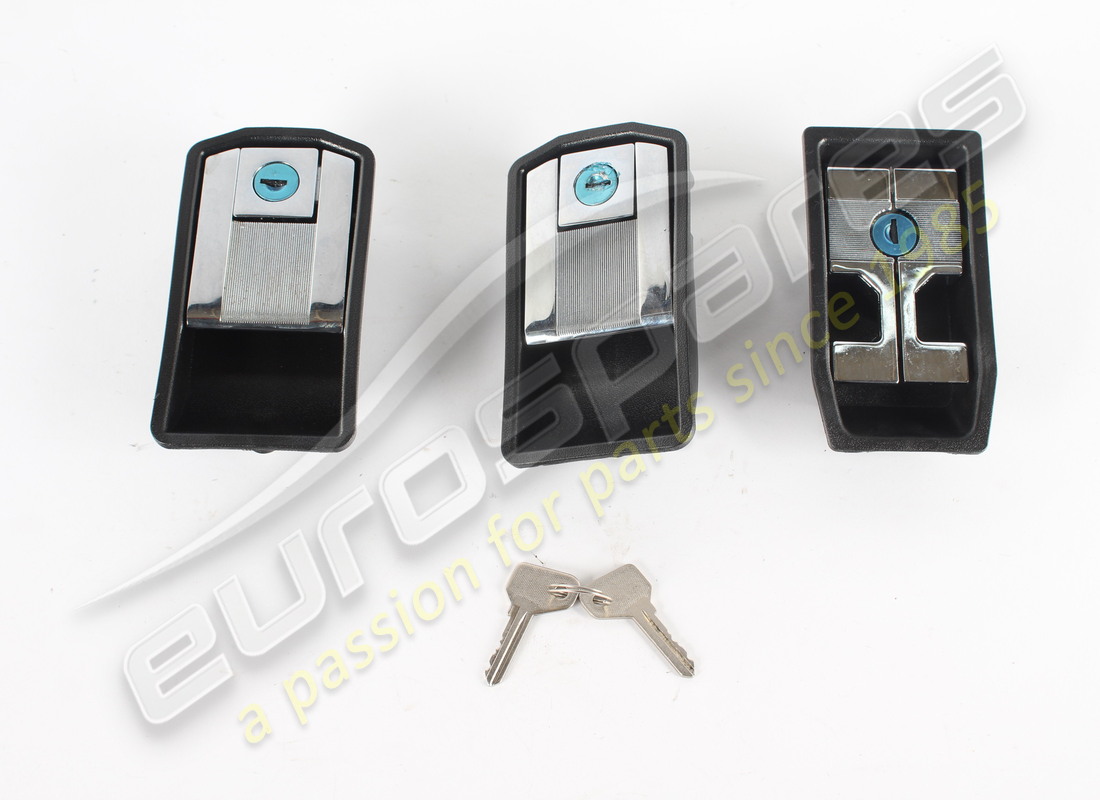 NOUVEAUX ENSEMBLES DE SERRURES Eurospares (NOIRS). NUMÉRO DE PIÈCE 40354003A (1) NOUVEAUX ENSEMBLES DE SERRURES Eurospares (NOIRS). NUMÉRO DE PIÈCE 40354003A (1)