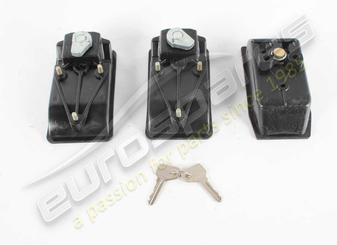 NOUVEAUX JEUX DE SERRURES EUROSPARES (NOIR). NUMÉRO DE PIÈCE 40354003A (2) nouveaux jeux de serrures eurospares (noir). numéro de pièce 40354003a (2)
