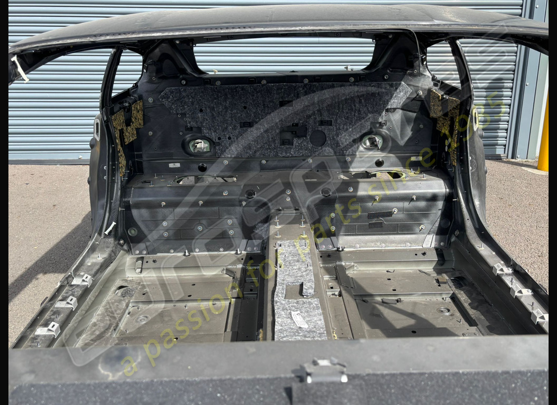 carrosserie complète conduite à gauche d'occasion lamborghini - coupé. numéro de pièce eap1564154 (3)