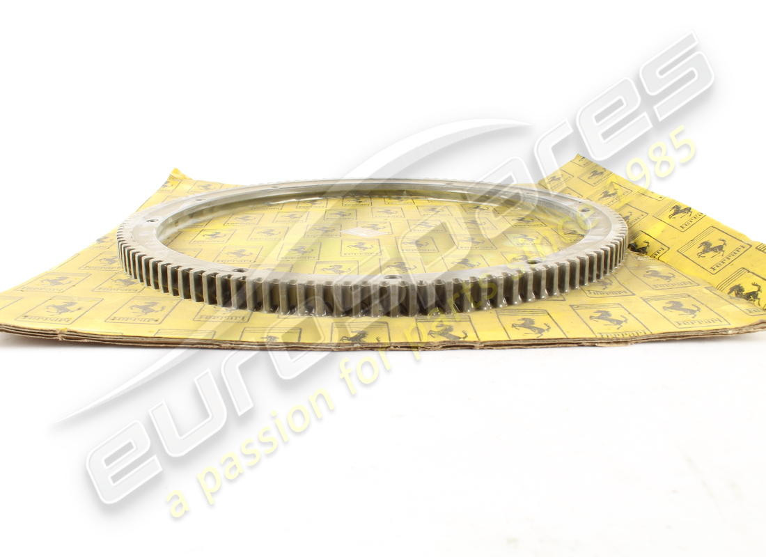 nouvelle couronne ferrari. numéro de pièce 155318 (1)