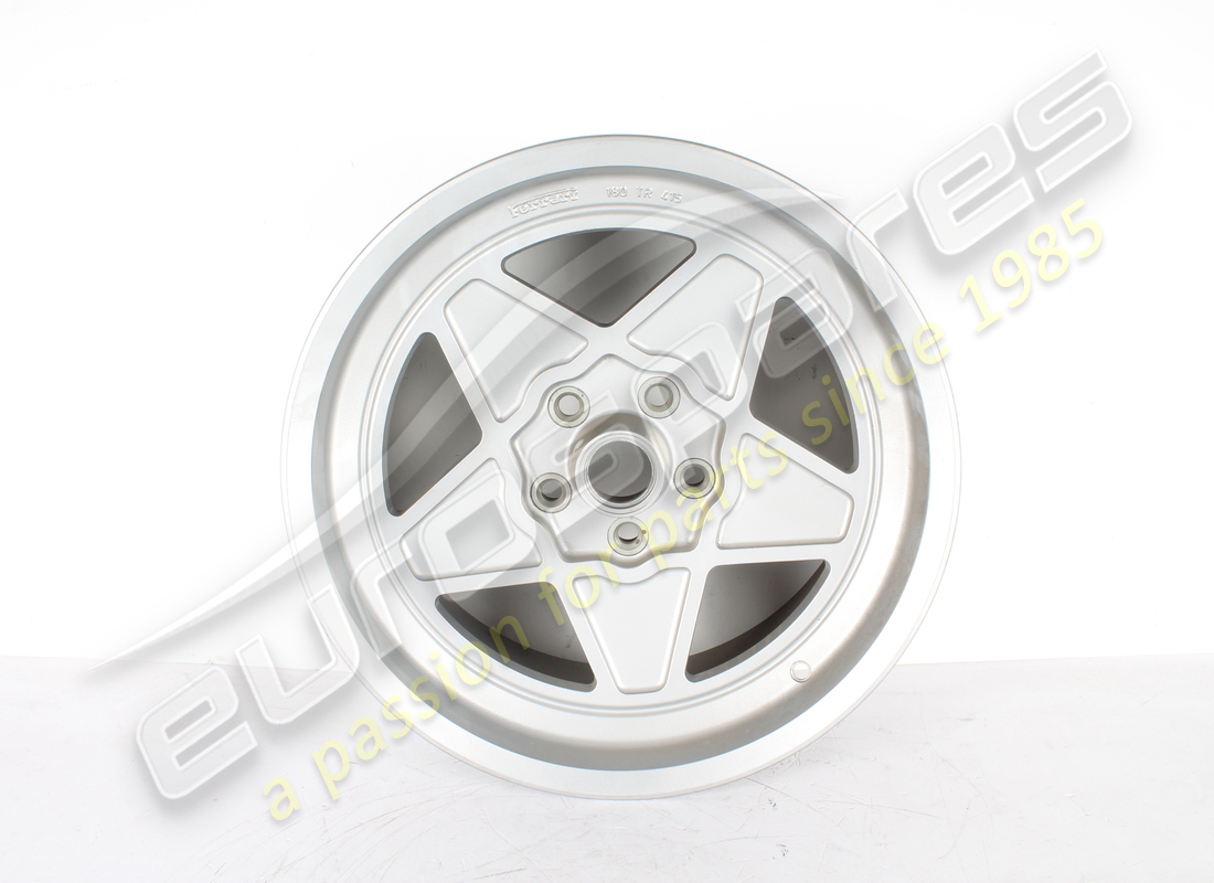 nouvelle ferrari roue de route trx 180tr415. numéro de pièce 117180 (1)