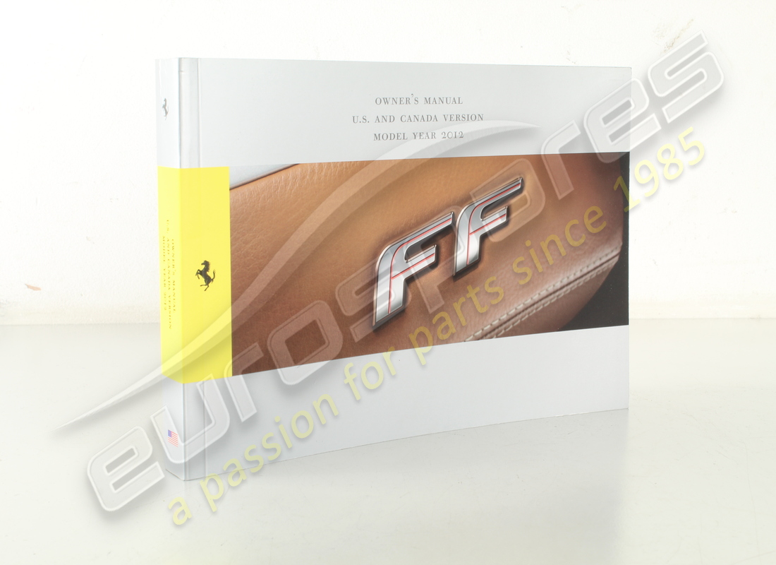 nouveau manuel d'utilisation et d'entretien ferrari. numéro de pièce 84836000 (1)