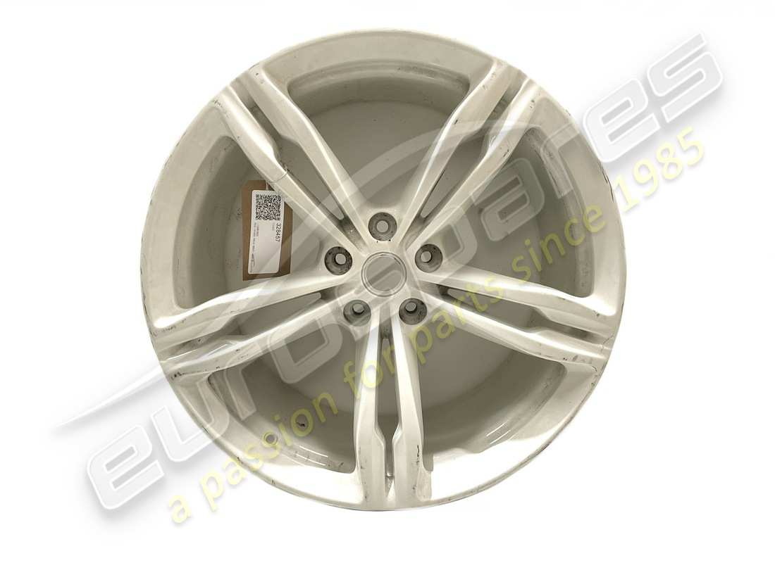 utilisé ferrari roue arrière. numéro de pièce 328457 (2)