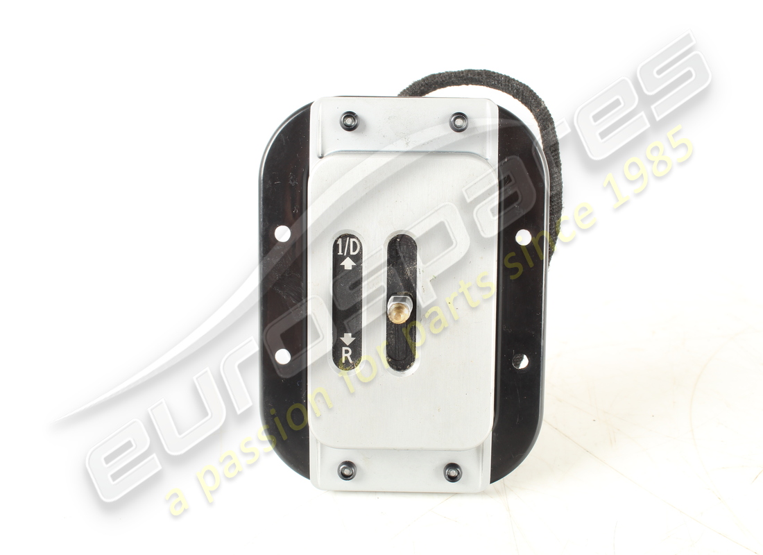 panneau de commande de marche arrière endommagé maserati. référence 237393 (3)