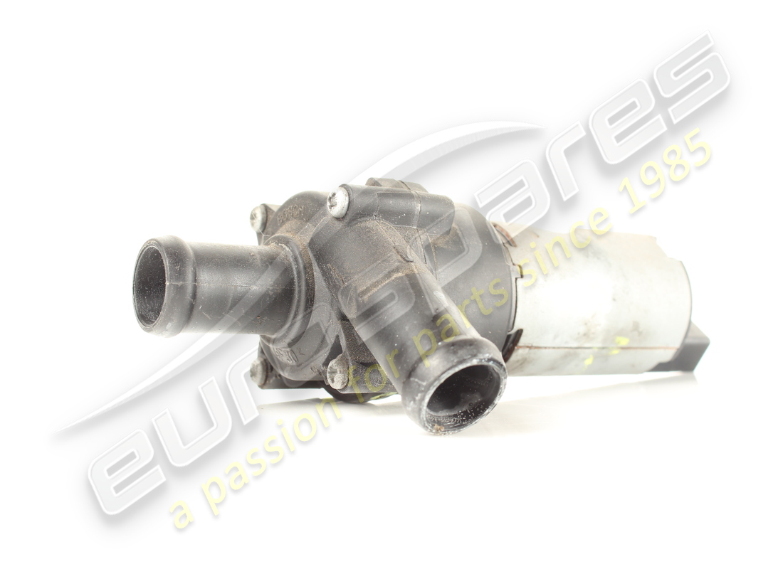 EAU CIRCULANTE D'OCCASION Lamborghini. NUMÉRO DE PIÈCE 3D0965561D (1)