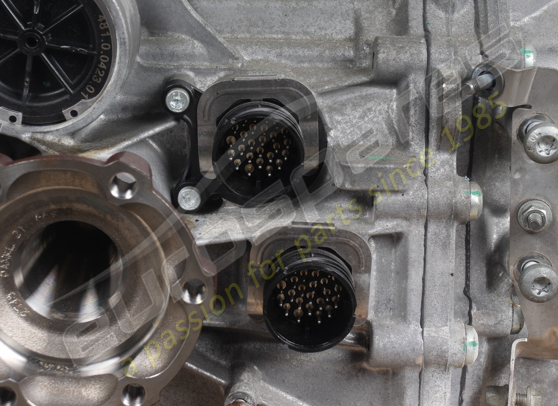 FERRARI BOITE DE VITESSES DCT COMPLÈTE UTILISÉE. NUMÉRO DE PIÈCE 864807 (8) ferrari boite de vitesses dct complète utilisée. numéro de pièce 864807 (8)